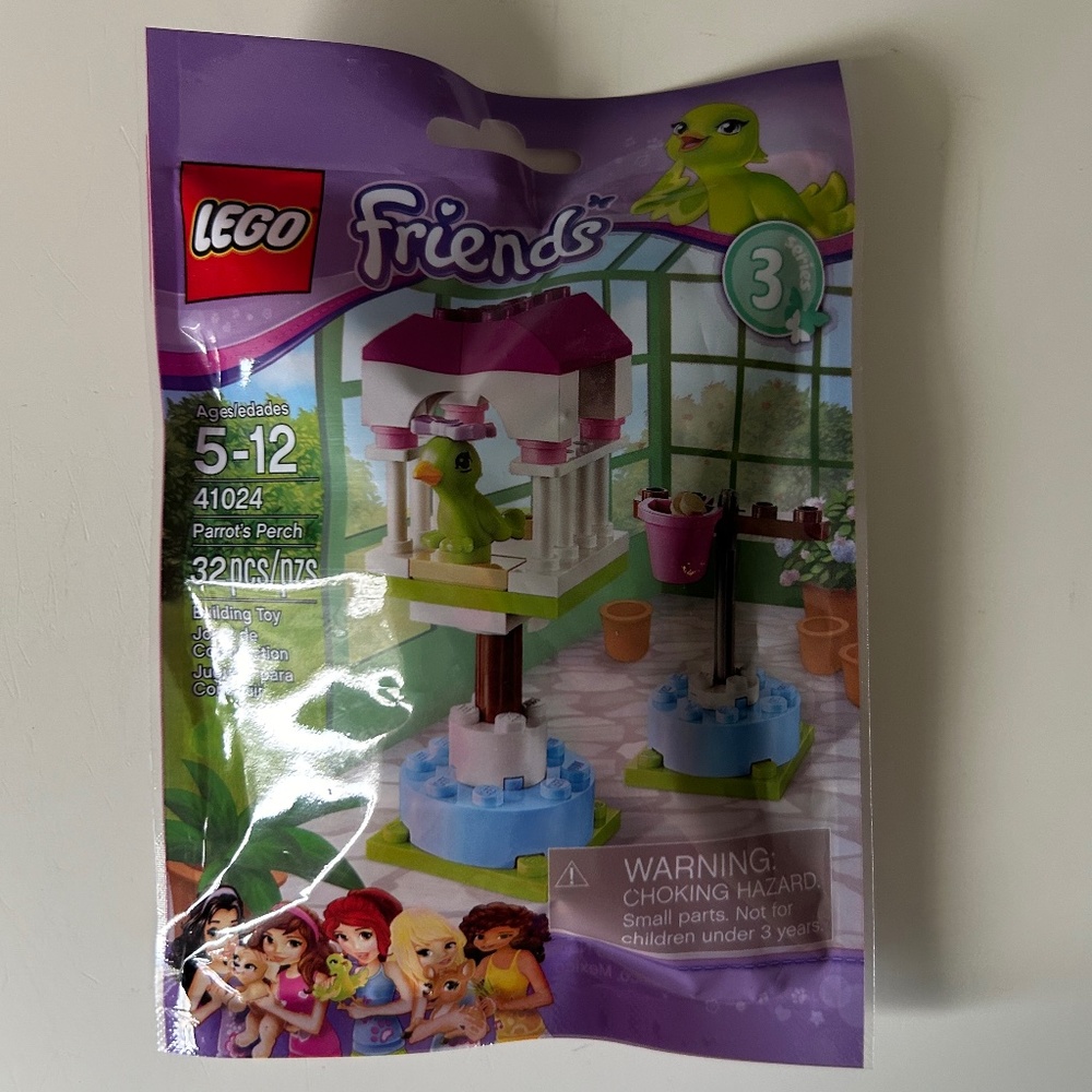 NEW Lego Friends Parrots Perch 41024